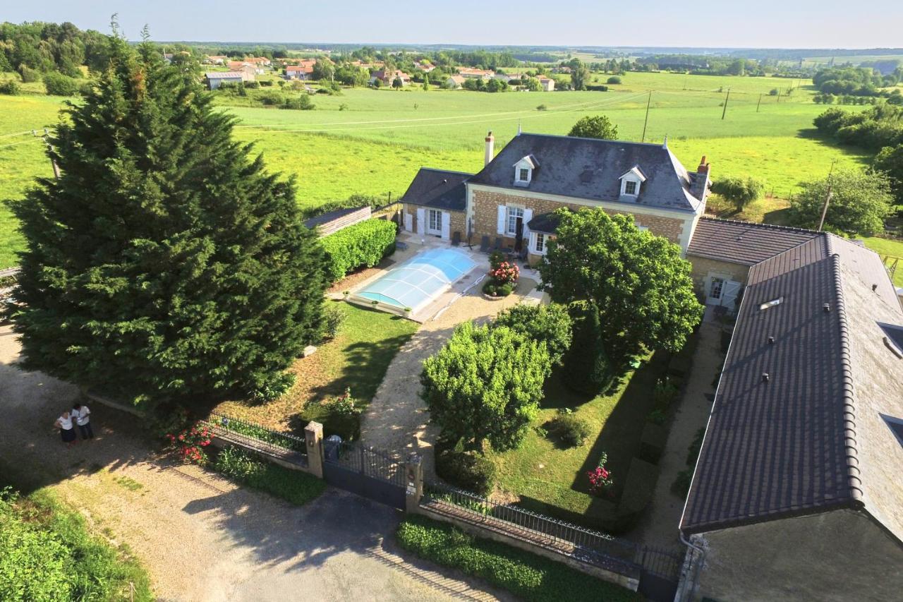 Bed and Breakfast La Costonnerie Leigne-sur-Usseau Экстерьер фото